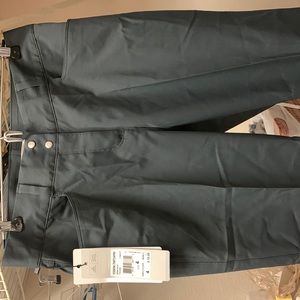 Adidas Essential Lightweight Capri size 4 charcoal gray